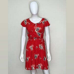 American eagle Outfitters, Woman Dress, red Floral, Peter Pan Collar Size 4